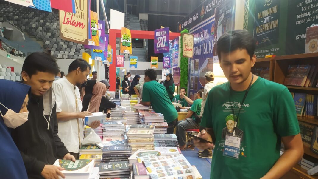 Peserta dan Pengunjung Senang Islamic Book Fair Kembali di Istora Senayan